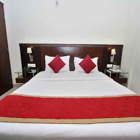 העיר בנגלור Oyo 435 Hotel Amshi International מראה חיצוני תמונה