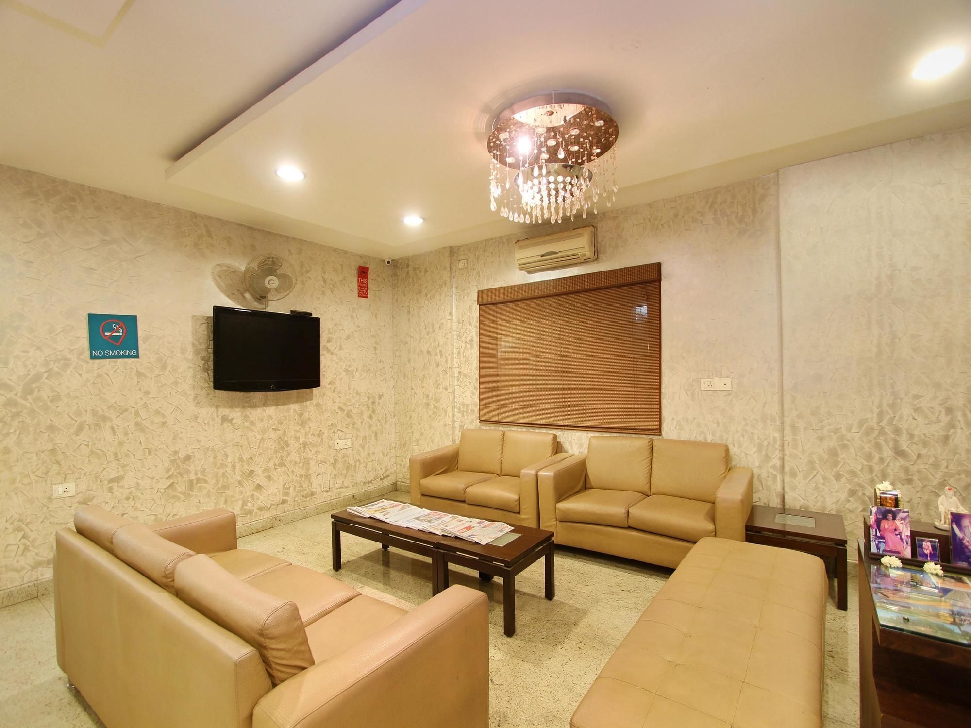 העיר בנגלור Oyo 435 Hotel Amshi International מראה חיצוני תמונה